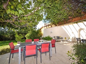 Table, Furniture, Plant, Chair, Outdoor Furniture, Outdoor Table, Shade, Tree, Wood, Leisure