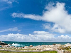 Sky, Cloud, Sea, Blue, Daytime, Ocean, Coast, Beach, Shore, Cumulus