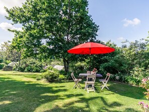 Sky, Table, Furniture, Daytime, Property, Plant, Mountain, Azure, Chair, Nature