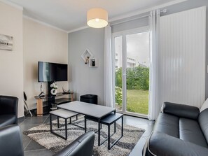 Pièce, Meubles, Propriété, Design Intérieur, Salon, Bâtiment, Table Basse, Maison, Table, Immobilier