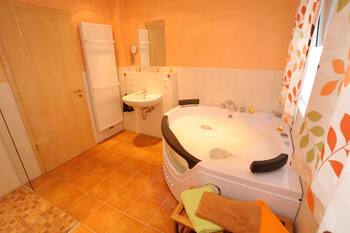 Vacation apartment/apartment for 2 guests with 65m² in Diemelstadt (59398)