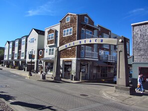 Exterior view of Archway Place Condominiums at the Nye Beach Arch