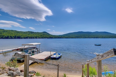 Rumney Vacation Rental | 2BR | 1BA | 400 Sq Ft | Stairs Required