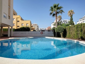 Piscine, Propriété, Bâtiment, Immobilier, Vacances, Ville, Loisir, L'Eau, Palmier, Appartement