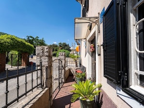 Flowerpot, Door, Houseplant, Iron, Shade, Balcony, Gate, Courtyard, Home Door, Stairs