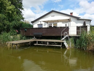 direkte Seelage mit Boot, Haustiere willkommen, Sonnenterrasse, Nichtraucher