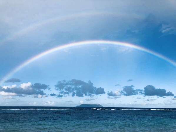 Ile de la Desirade vue de la guadeloupe 