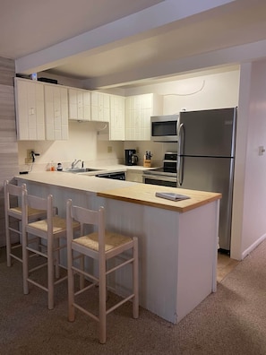 Kitchen (1)