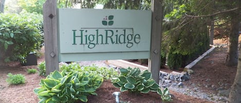 Entrance to High Ridge