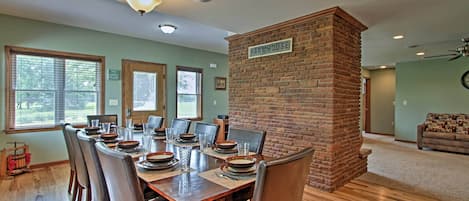 Large dining room with table to seat 10.