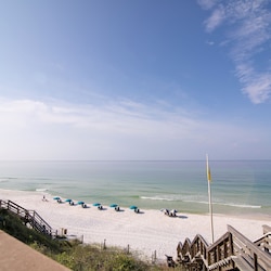 Mistral Beach is only for our Guests and Owners. It's never crowded.