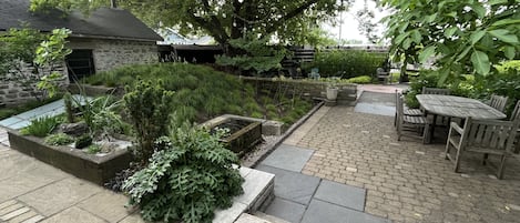 Charming backyard garden area