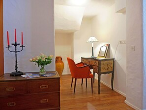 Zimmer, Möbel, Interior Design, Eigentum, Fussboden, Wand, Tabelle, Gebäude, Hintergrund, Die Architektur