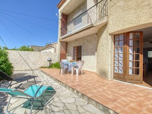 Property, Building, Sky, Urban Design, Outdoor Furniture, Road Surface, Flooring, Wood, Residential Area, Real Estate
