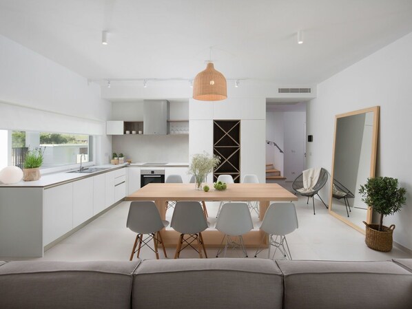 Weiss, Zimmer, Interior Design, Möbel, Wohnzimmer, Eigentum, Gebäude, Haus, Tabelle, Kaffetisch