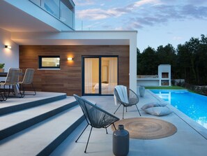 Eigentum, Haus, Zuhause, Gebäude, Grundeigentum, Schwimmbad, Interior Design, Die Architektur, Hinterhof, Zimmer