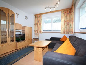 Zimmer, Möbel, Eigentum, Interior Design, Gebäude, Haus, Wohnzimmer, Fussboden, Grundeigentum, Die Architektur