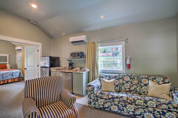 Branson Vacation Rental | 1BR | 1BA | 700 Sq Ft | Stairs Required