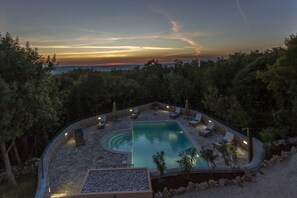 Very nice villa Ana Vlakovo with communal pool, surrounded by beautiful nature.