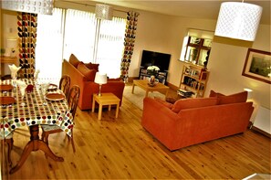 Ground floor living / dining area