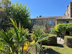 Extérieur
