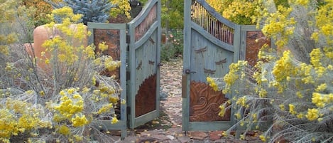 Dragonfly Gate