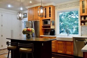 Main Room: Island-TV-Table-Sofa-Kitchen 
