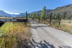 To enter paradise, drive down Wildlife Way to Peaceful Passageway.