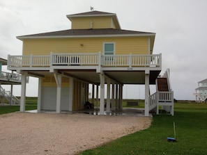 Back of house/driveway
