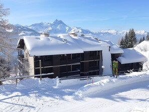 Neve, Inverno, Proprietà, Hill Station, Casa, Montagna, Catena Montuosa, Casa, Stazione Sciistica, Piste