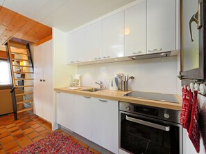 Propriété, Pièce, Meubles, Bâtiment, Cuisine, Comptoir, Design Intérieur, Cabinetry, Immobilier, Maison