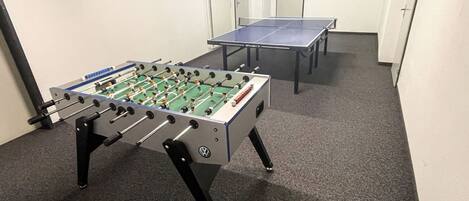 Table, Furniture, Building, Flooring, Hall, Gas, Indoor Games And Sports, Rectangle