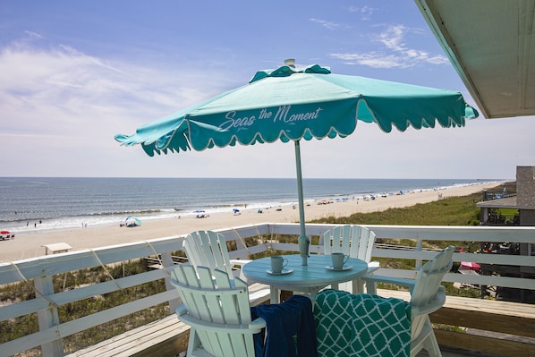 Pristine View - Large Deck - close to Hi-Tide Pier (L) & Kure Beach Pier (R) 