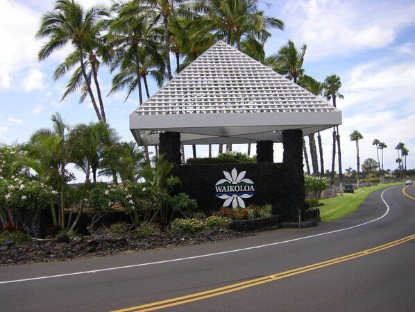 entrance to waikoloa beach resorts