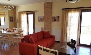 Comfortable sofa to enjoy your film and big table to place your pop-corns