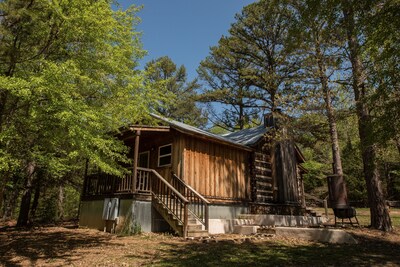 Log Cabin in Woods W/Trail & Scavenger Hunt Wood Fireplace, Lindale Canton Tyler