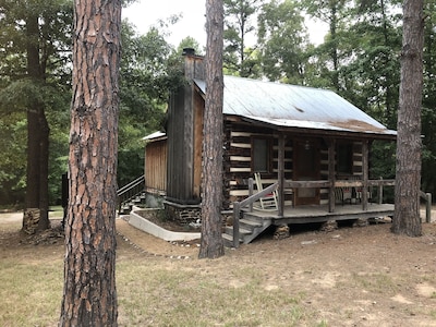 Log Cabin in Woods W/Trail & Scavenger Hunt Wood Fireplace, Lindale Canton Tyler