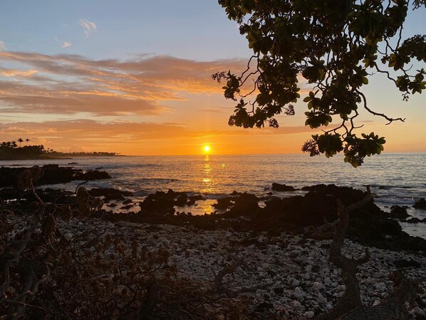 Sunset from Holoholokai Beach