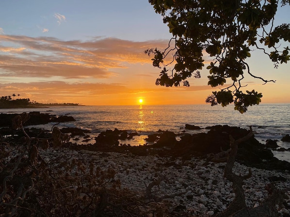 Sunset from Holoholokai Beach