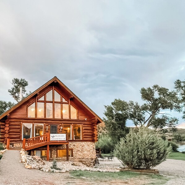 Choose Rio River Retreat for your next vacation destination