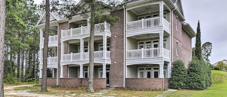 Spring Lake Vacation Rental | 1BR | 1BA | Stairs Required