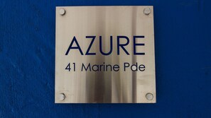 Azure on Geoffrey - 