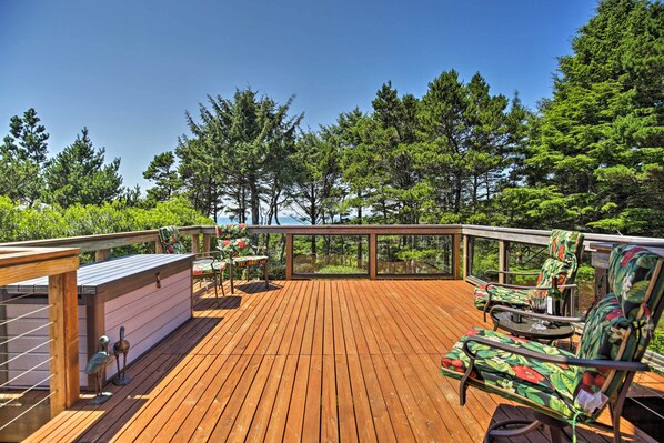 South Beach Vacation Rental | 5BR | 3.5BA | 4,600 Sq Ft | Stairs Required
