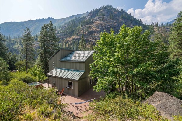 Private, serene with breath taking views