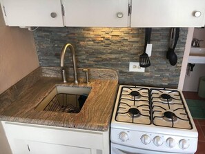Gas range