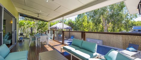 Azur Villa - Deck