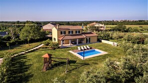 Villa Danelon is ideal place for relaxation near city Poreč.