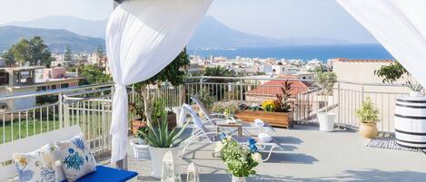 The rooftop terrace with panoramic sea view