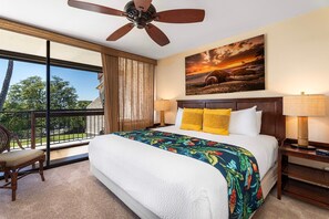Primary bedroom with King bed at Country Club Villas 303