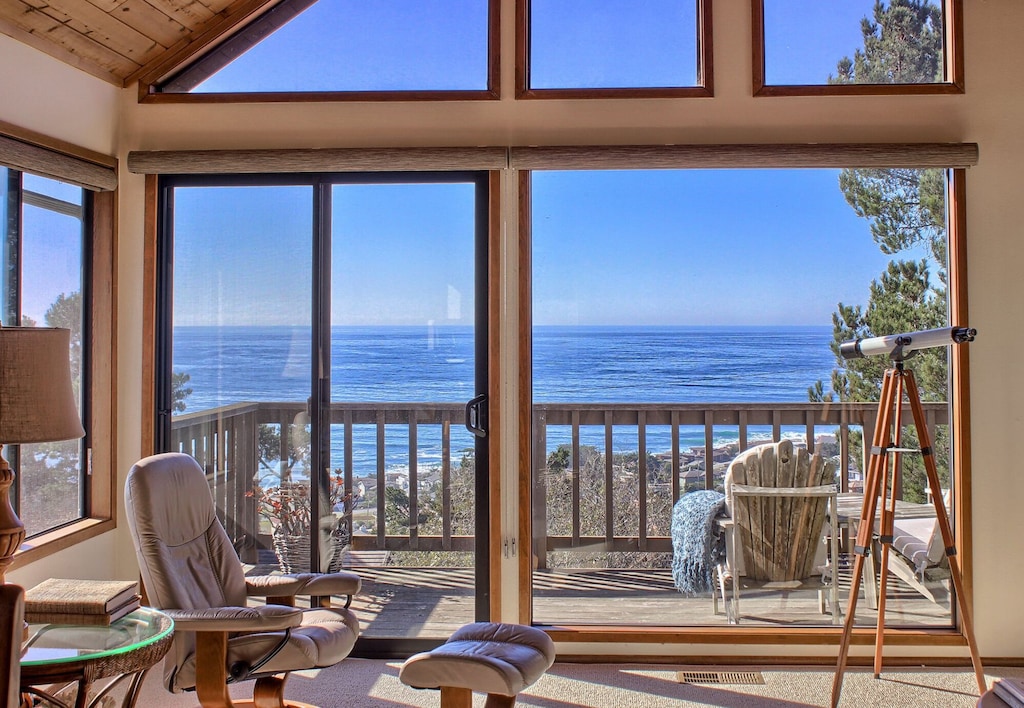 Month Long (30+ Days Only) Vacation Rental With Stunning Ocean Views -  Lodge Hill